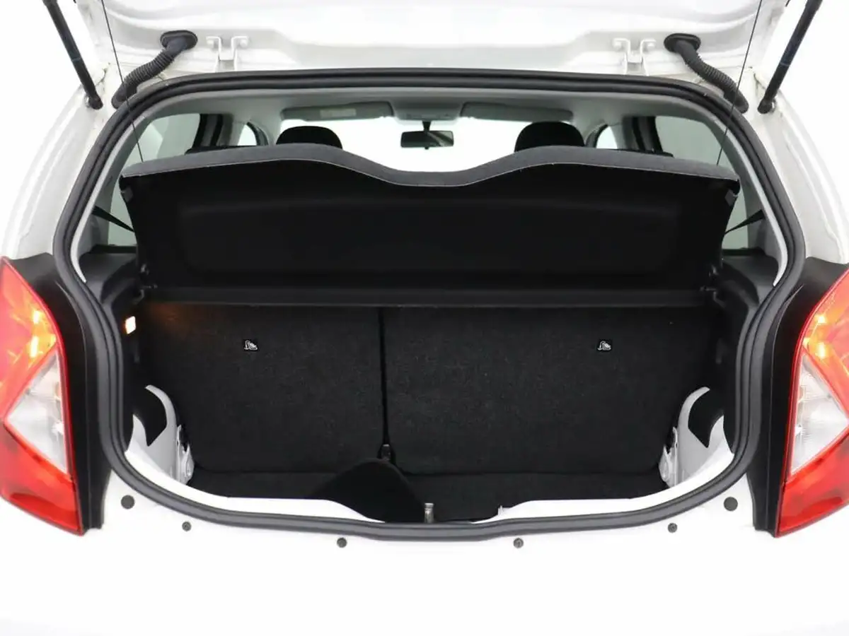 2017-seat-mii-10-design-mii-5d-big-16