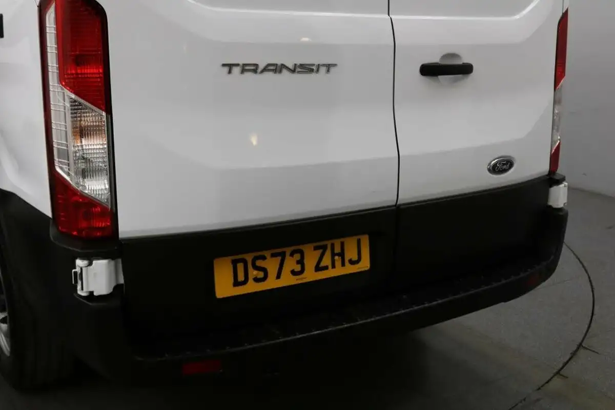 2023-ford-transit-big-64