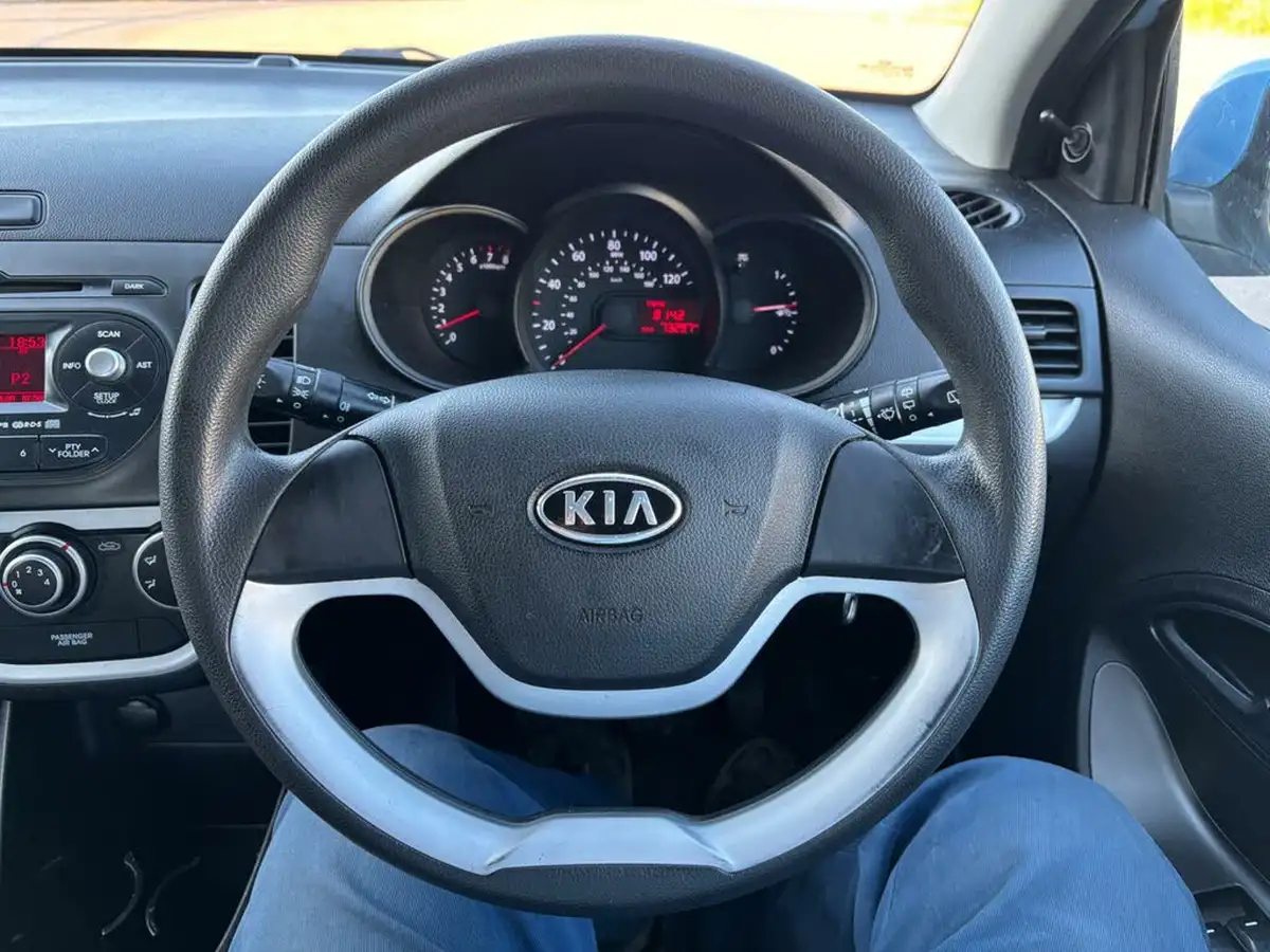 2012-kia-picanto-10-picanto-1-5d-big-40