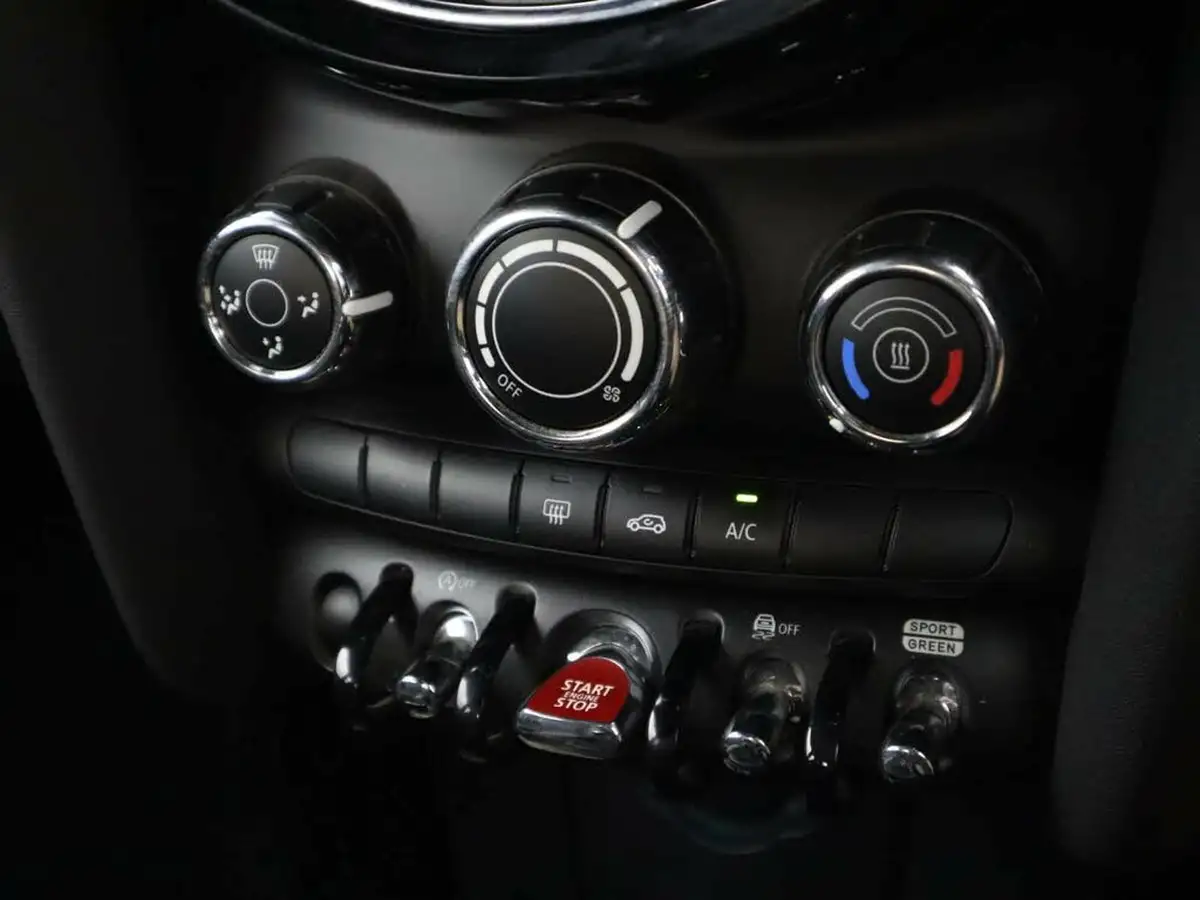 2022-mini-cooper-20-cooper-s-sport-hatchback-3d-big-26
