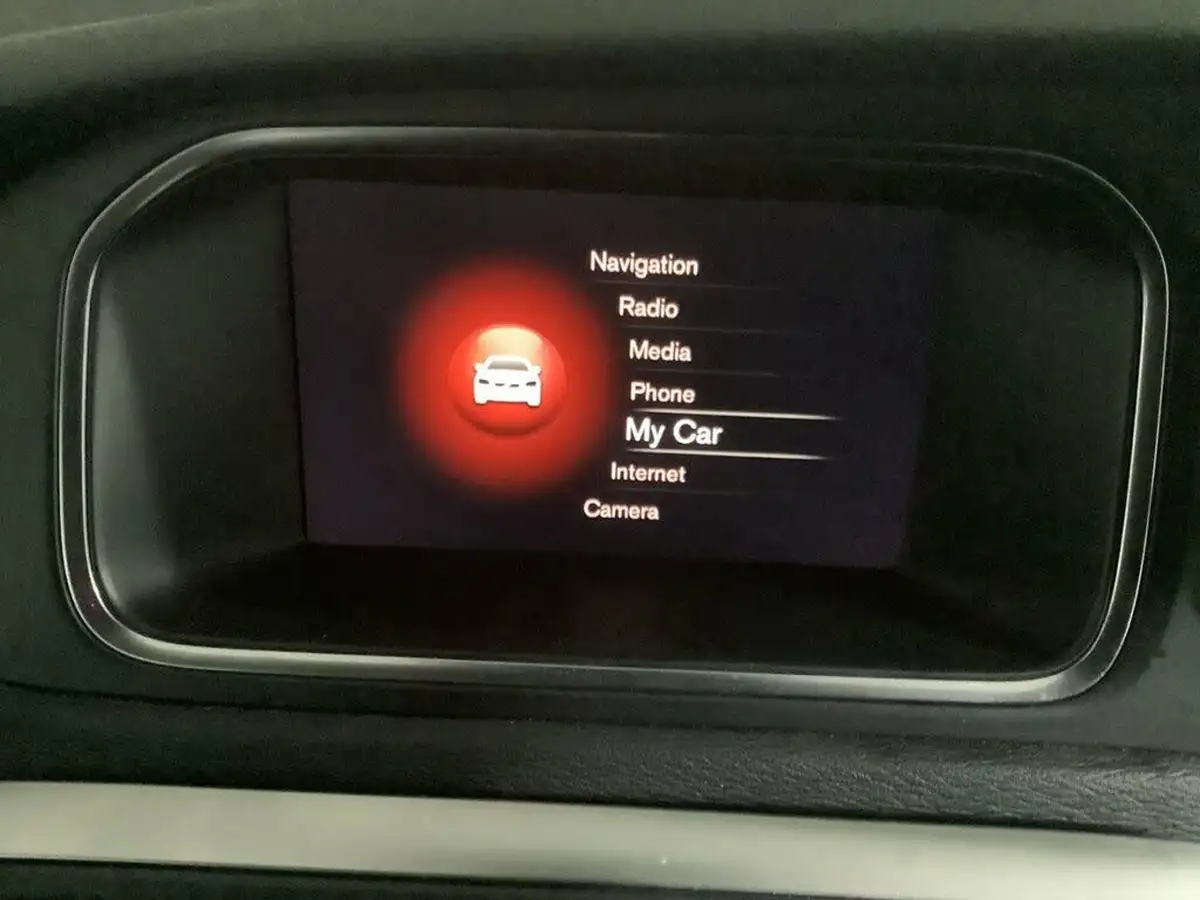 2018-volvo-v40-15-t3-inscription-big-21
