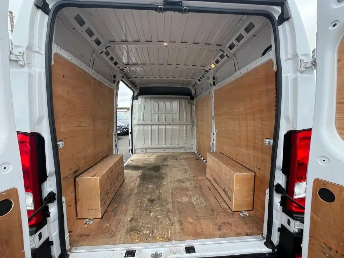 2022-vauxhall-movano-22cdti-l2-h2-3500-dynamic-big-15