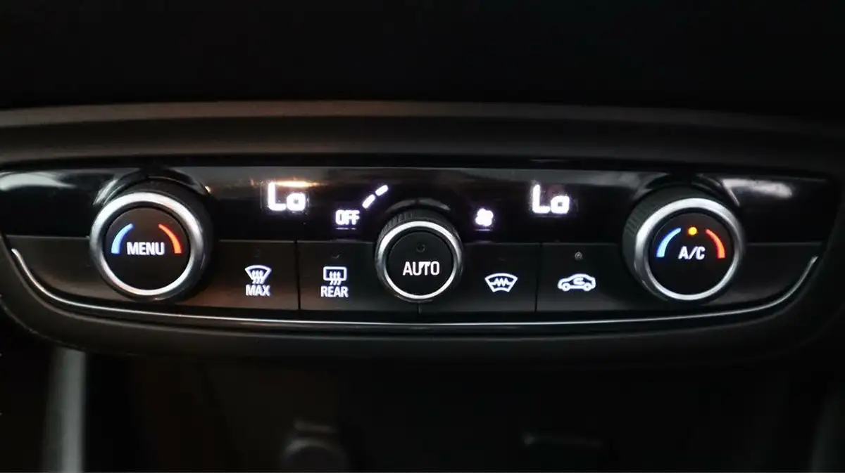 2019-vauxhall-crossland-x-12i-se-big-10