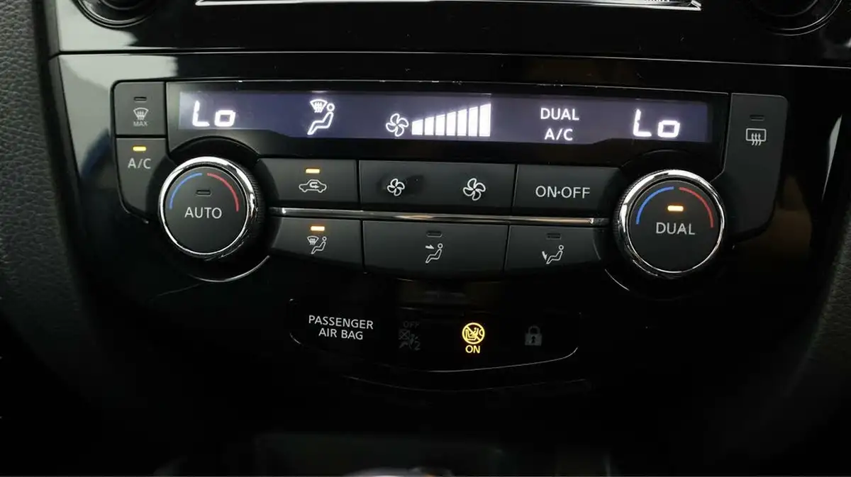 2020-nissan-qashqai-13-dig-t-acenta-premium-160ps-dct-big-11