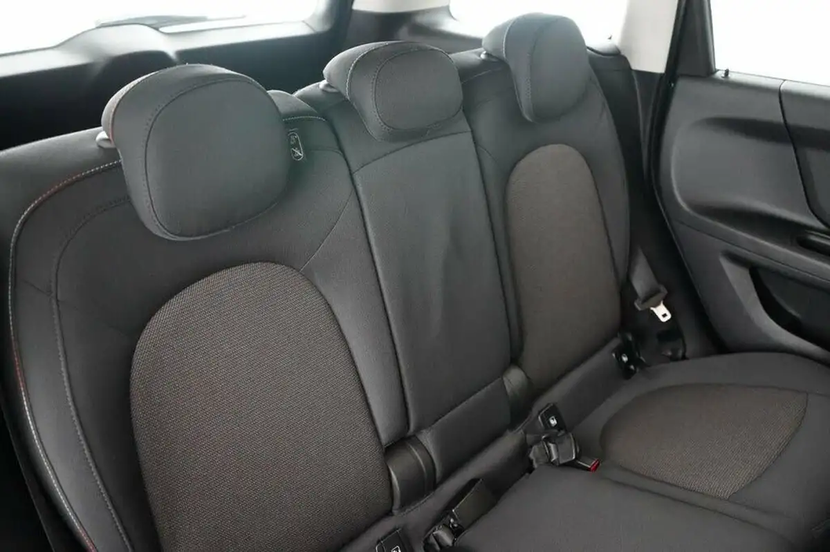 2022-mini-countryman-15-cooper-classic-auto-big-25