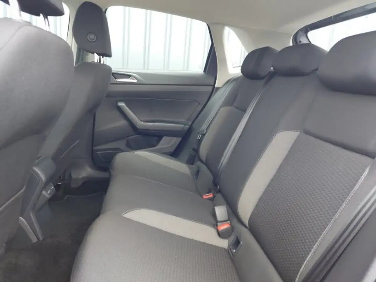2023-volkswagen-polo-10-tsi-life-dsg-big-5