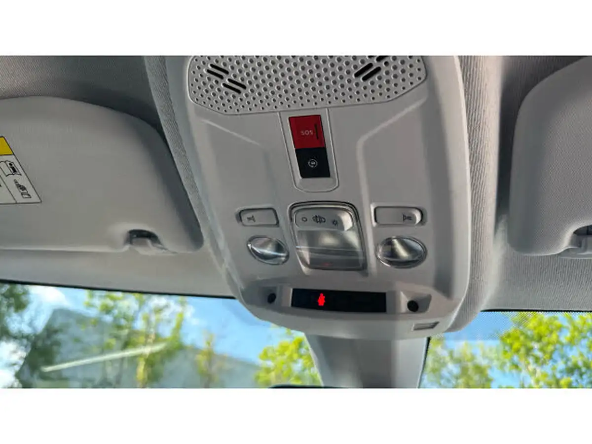 2021-vauxhall-corsa-12i-elite-big-34