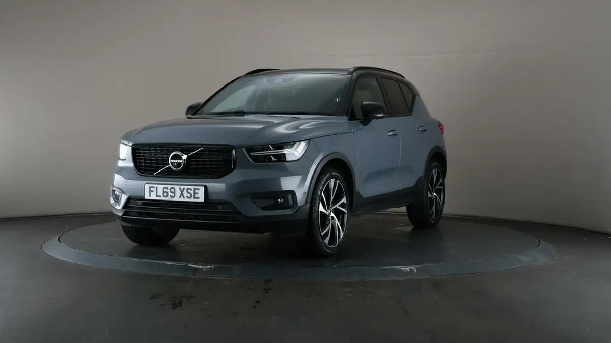 2019-volvo-xc40-20-t5-r-design-big-43