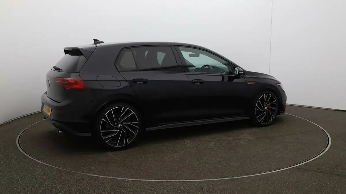 2021-volkswagen-golf-20-tsi-gti-dsg-big-52
