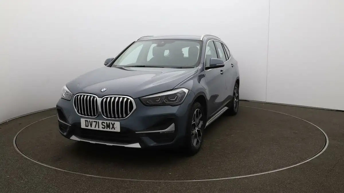 2021-bmw-x1-15-xdrive-25e-phev-xline-big-37