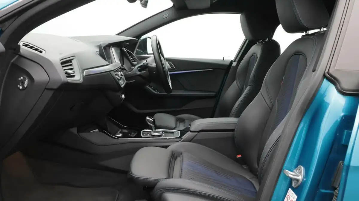 2022-bmw-2-series-15-218i-sport-lcp-coupe-4d-dct-big-14