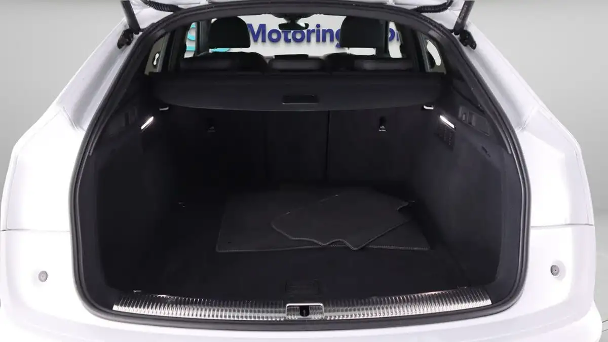 2022-audi-q5-20-45-tfsi-s-line-sportback-big-16
