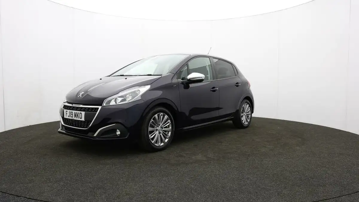 2019-peugeot-208-12-puretech-signature-big-60
