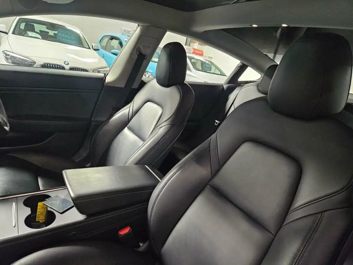 2020-tesla-model-3-e-long-range-big-8
