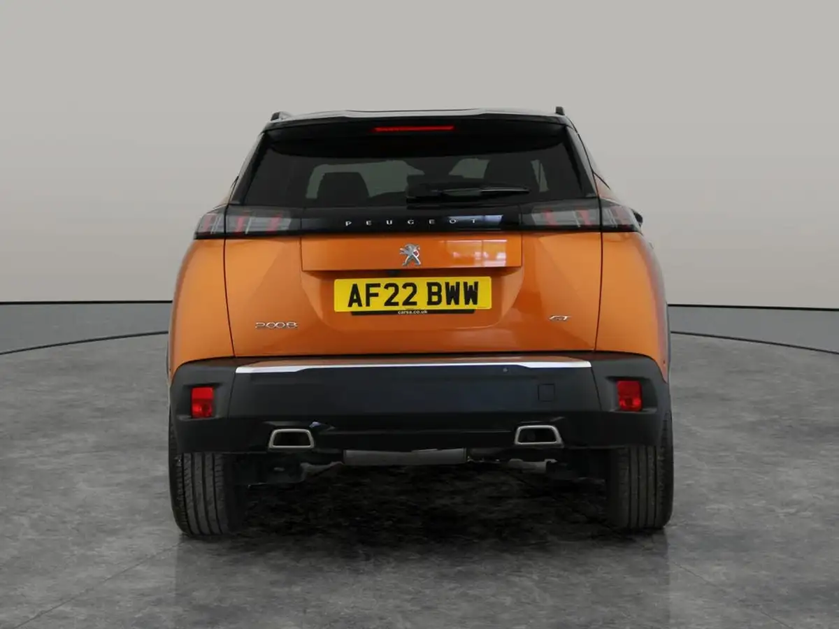 2022-peugeot-2008-suv-12-puretech-gt-big-10