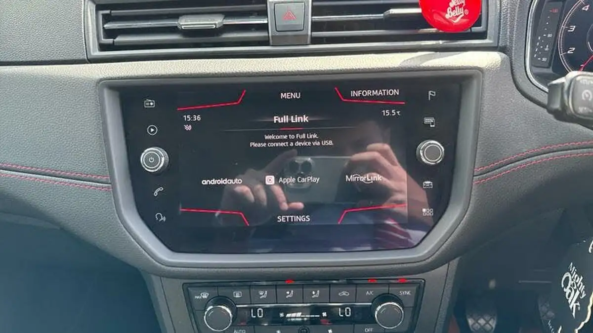 2019-seat-arona-10-tsi-fr-sport-ss-big-15
