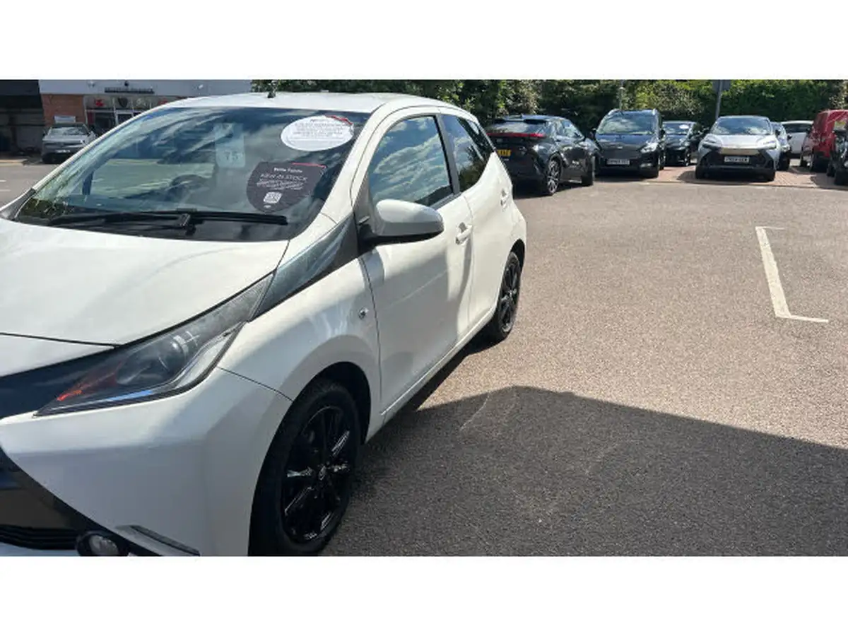 2018-toyota-aygo-10-vvt-i-x-style-71bhp-big-20
