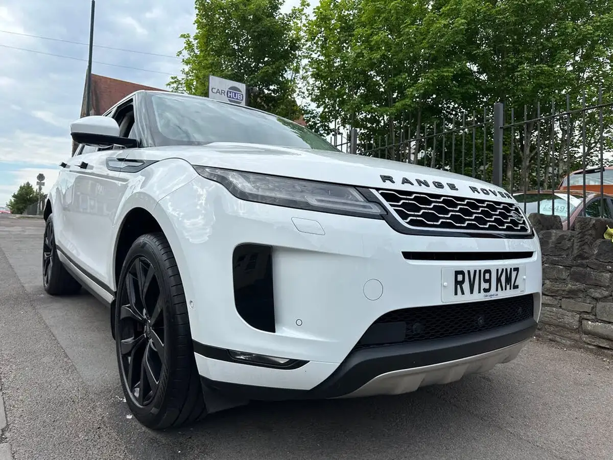 2019-land-rover-range-rover-evoque-20-d180-hse-big-0