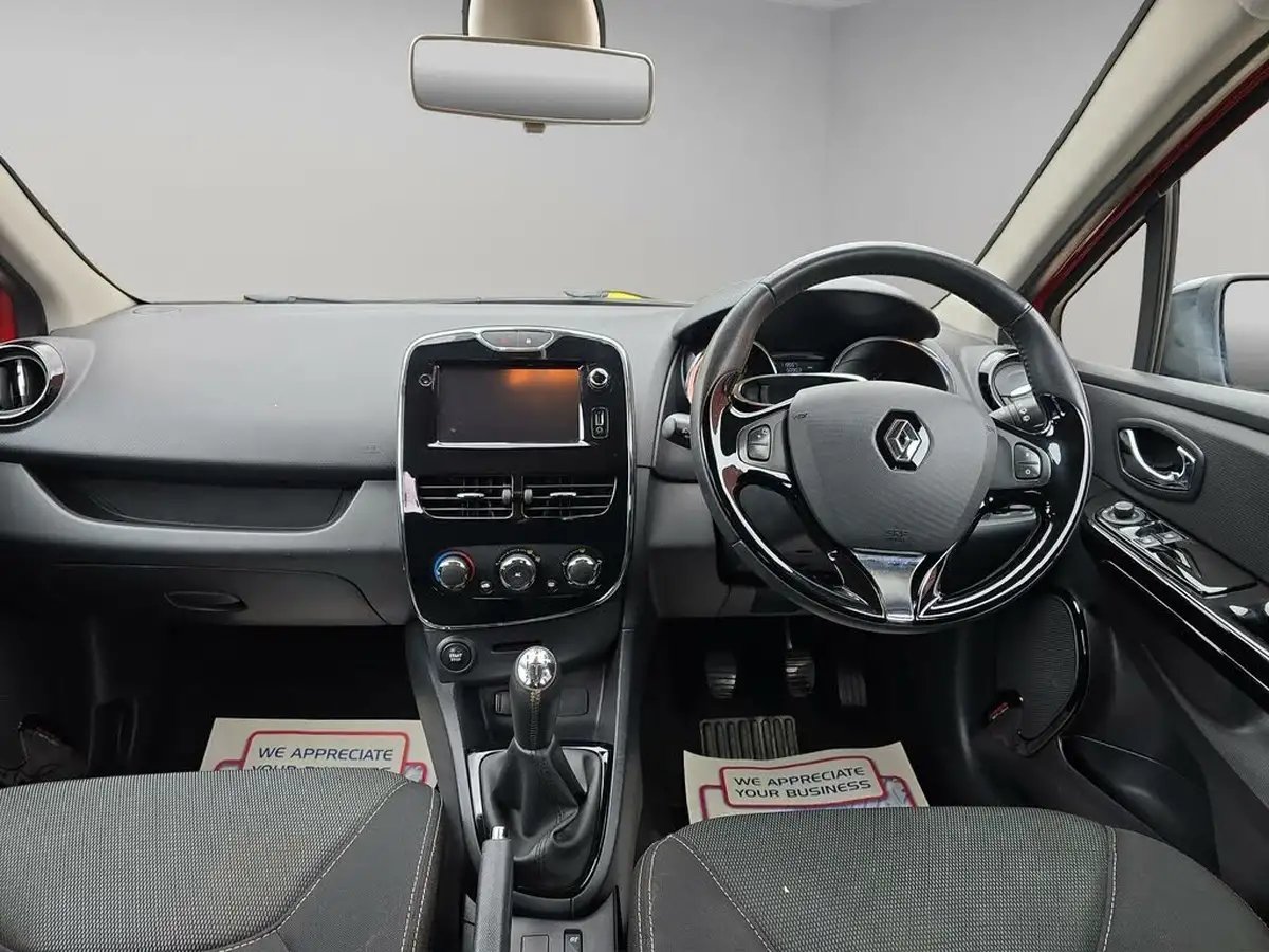 2013-renault-clio-12-dynamique-big-23
