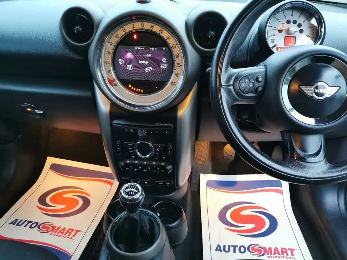 2012-mini-countryman-16-one-98bhp-big-14