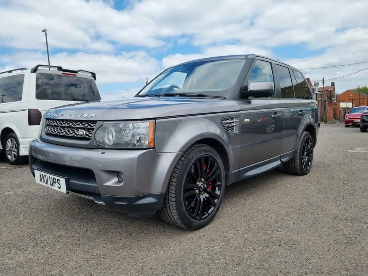 2011-land-rover-range-rover-sport-50-hse-big-8