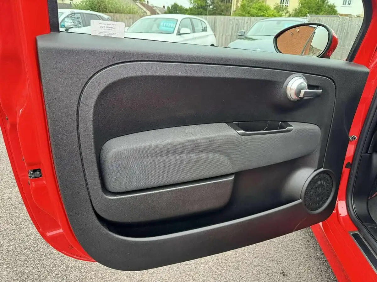 2017-abarth-595-14-tjet-big-33