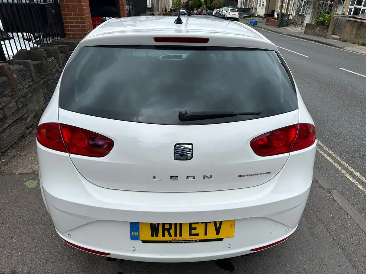 2011-seat-leon-12-se-copa-big-4