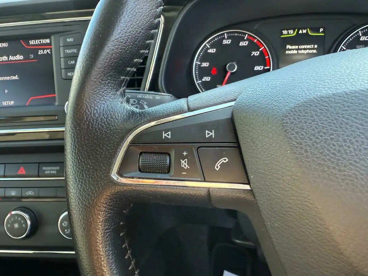 2015-seat-leon-12-se-tech-pack-tsi-110ps-hatchback-5d-dsg-big-28