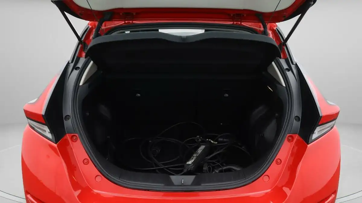 2021-nissan-leaf-e-acenta-big-16