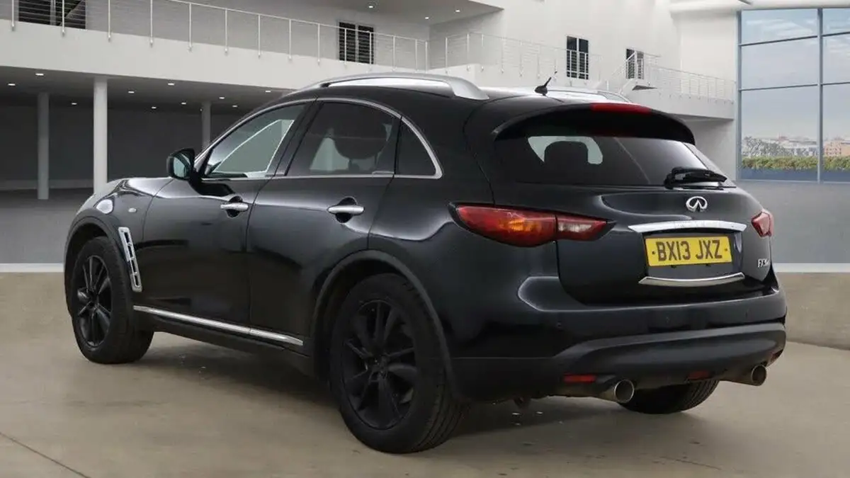 2013-infiniti-fx-30td-gt-big-6