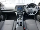 2019-renault-megane-15dci-play-hatchback-small-2