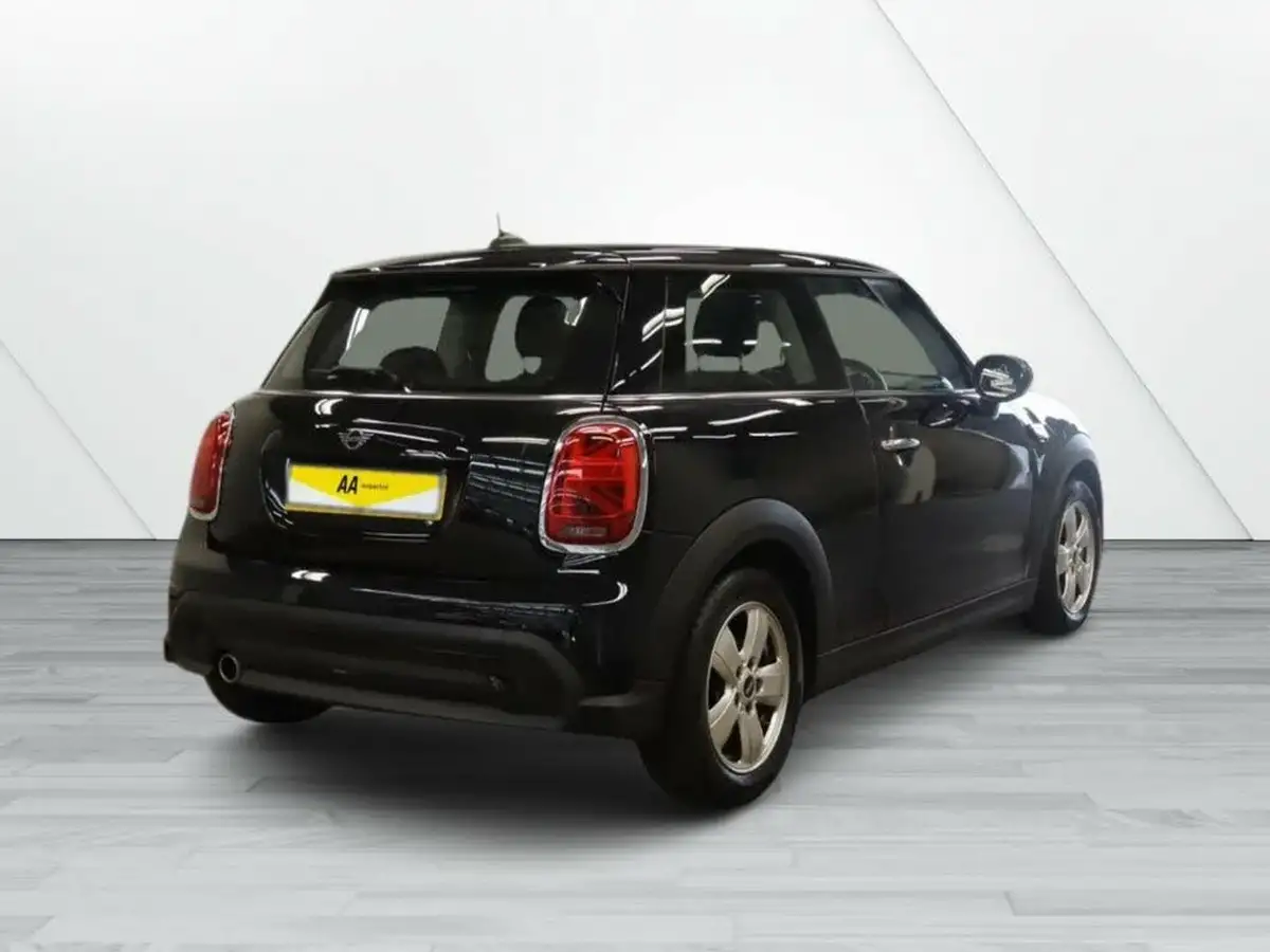 2021-mini-cooper-15-cooper-classic-hatchback-3d-big-2