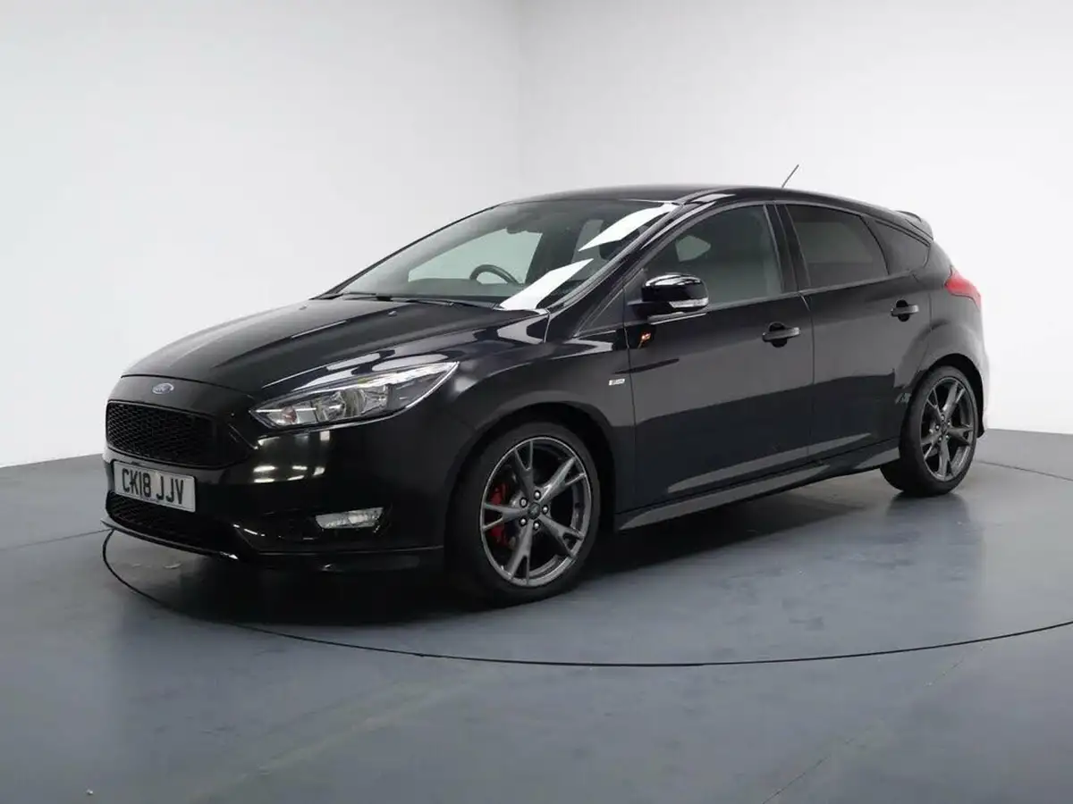 2018-ford-focus-10t-st-line-x-140ps-hatchback-big-5