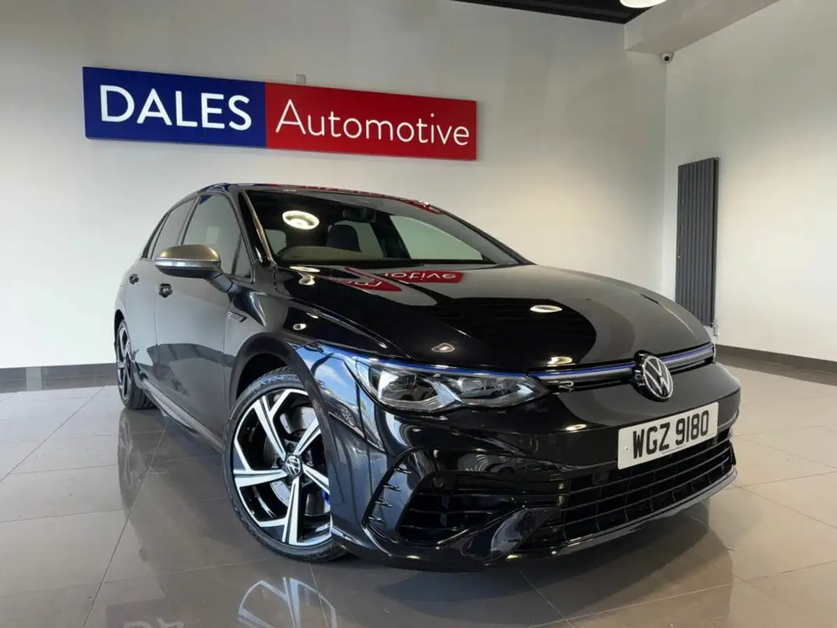 2022-volkswagen-golf-20-tsi-r-320ps-hatchback-big-0