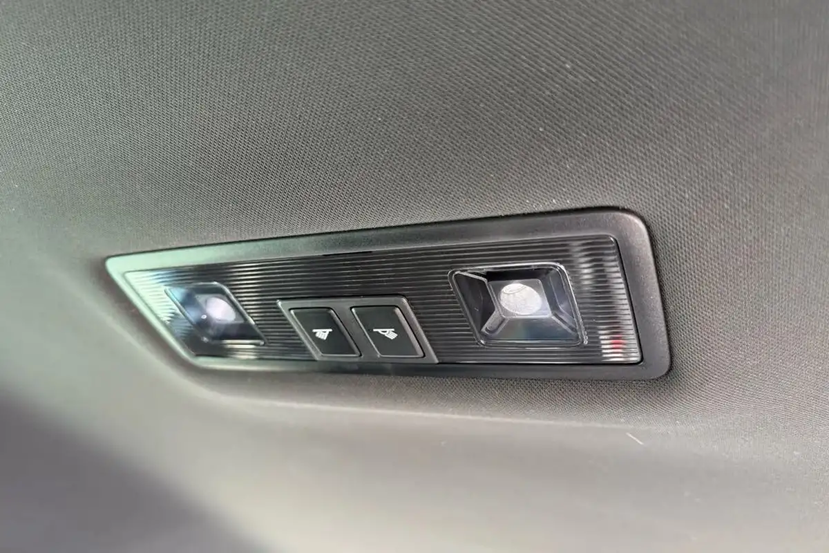 2023-volkswagen-tiguan-15-tsi-r-line-edition-big-34