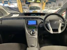 2011-toyota-prius-small-23