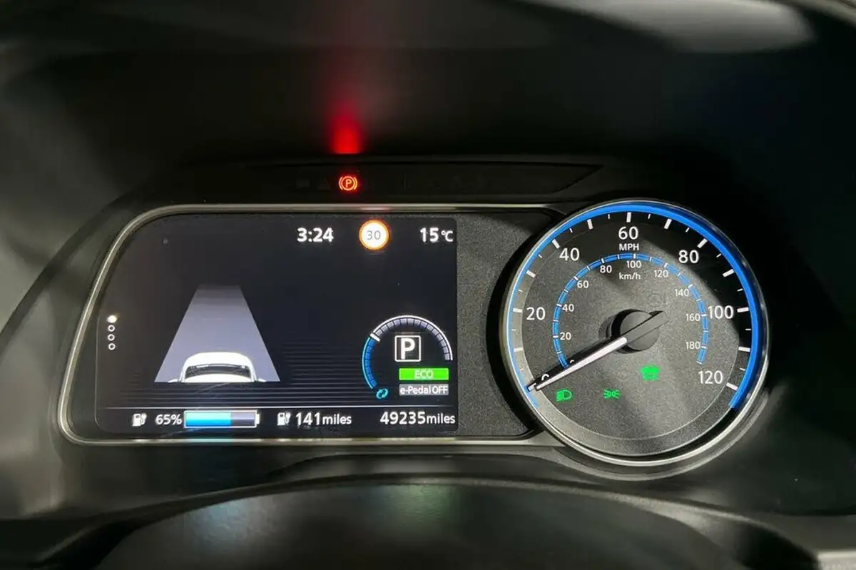 2020-nissan-leaf-e-e-3zero-big-14