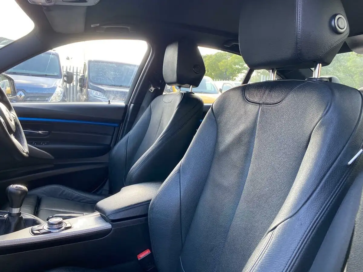 2017-bmw-3-series-20td-320d-m-sport-saloon-4d-big-51