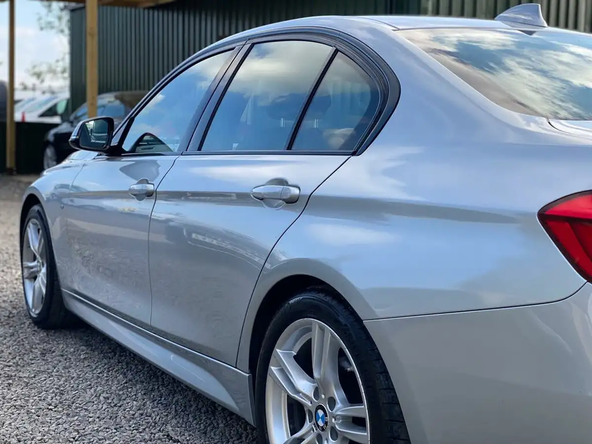 2017-bmw-3-series-20td-320d-m-sport-saloon-4d-big-27