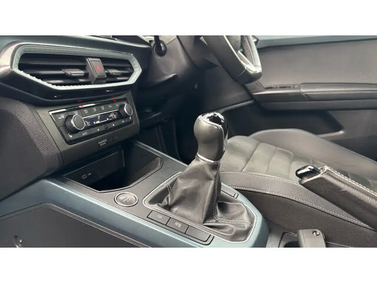2022-seat-arona-10-tsi-xperience-big-12
