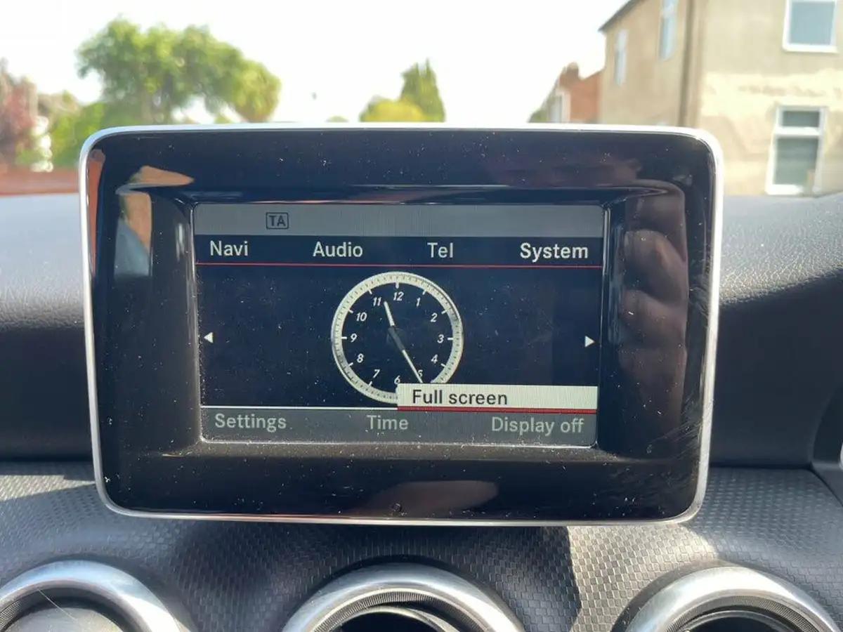 2014-mercedes-benz-a-class-15-cdi-a180-sport-big-8