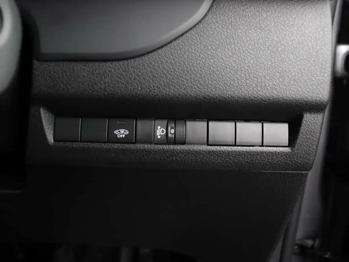 2023-vauxhall-vivaro-life-e-combi-l-big-40