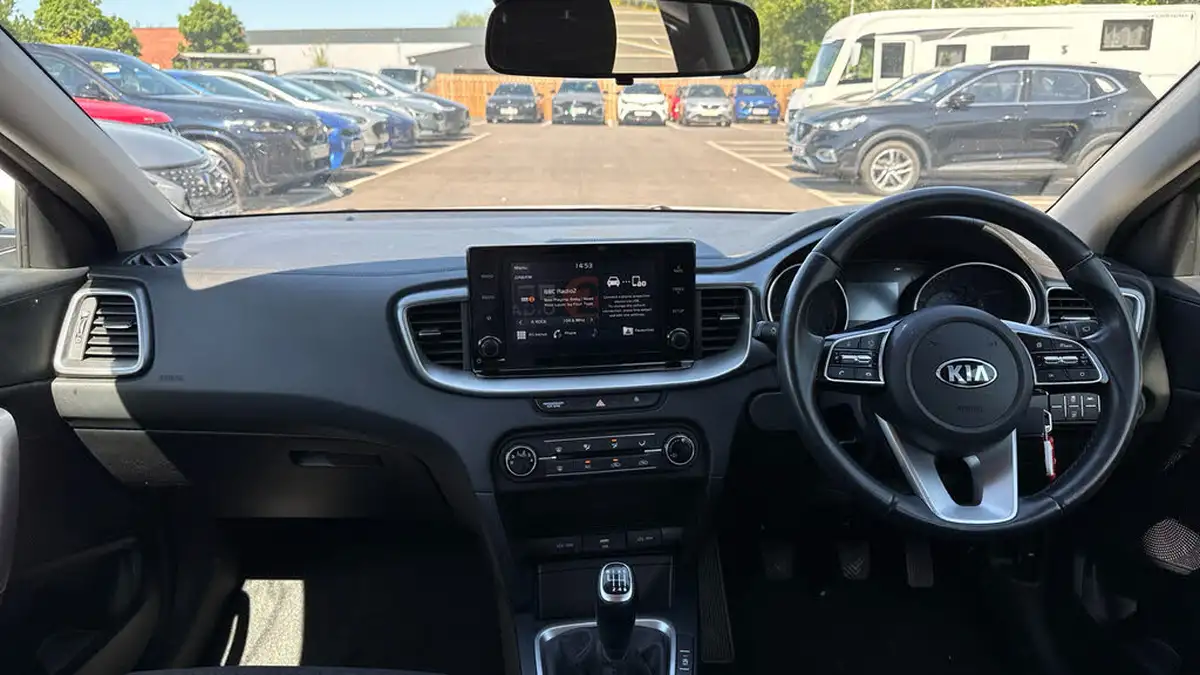 2021-kia-xceed-10-t-gdi-2-big-10