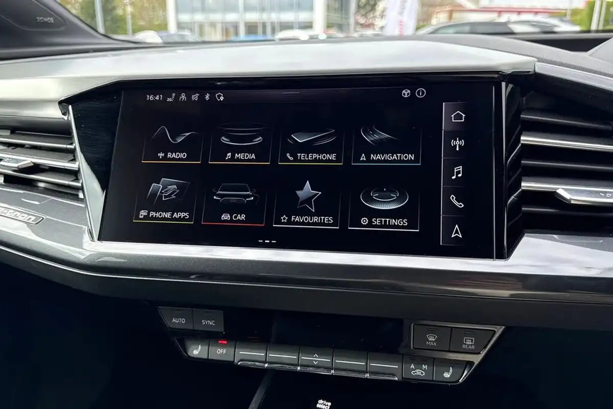 2023-audi-q4-e-tron-50e-black-edition-station-wagon-big-24