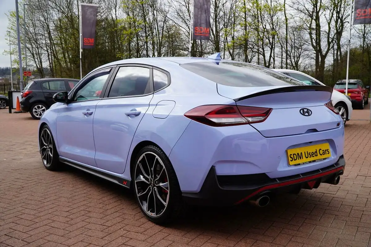 2020-hyundai-i30-n-20-t-gdi-n-performance-fastback-big-18