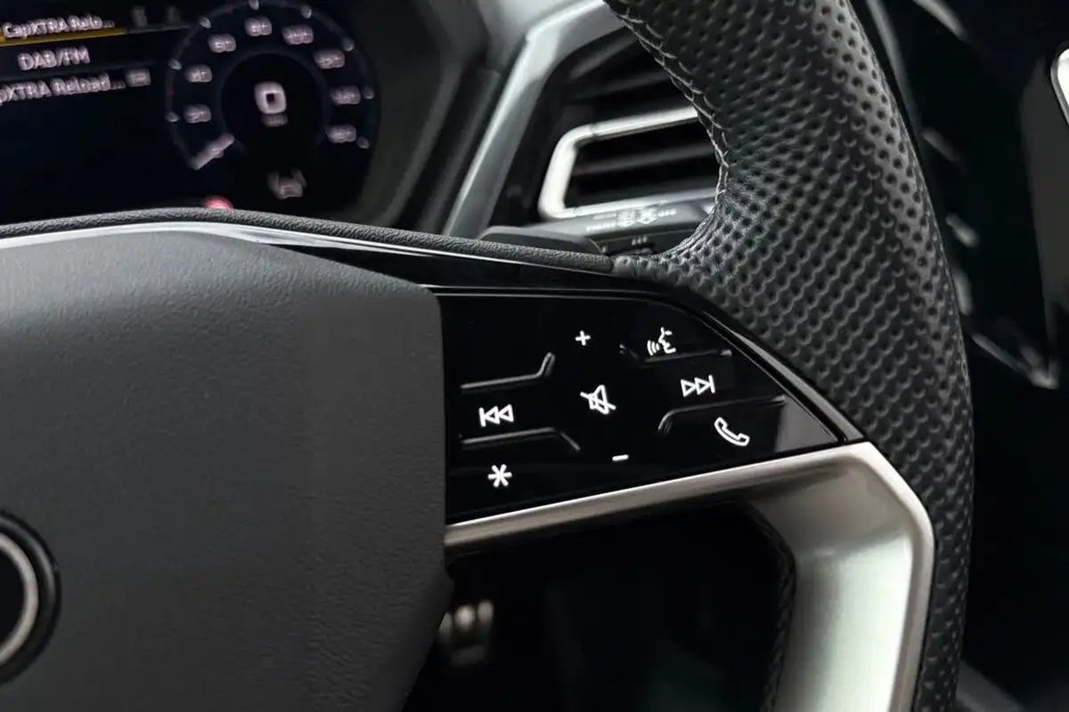 2023-audi-q4-e-tron-50e-black-edition-station-wagon-big-48