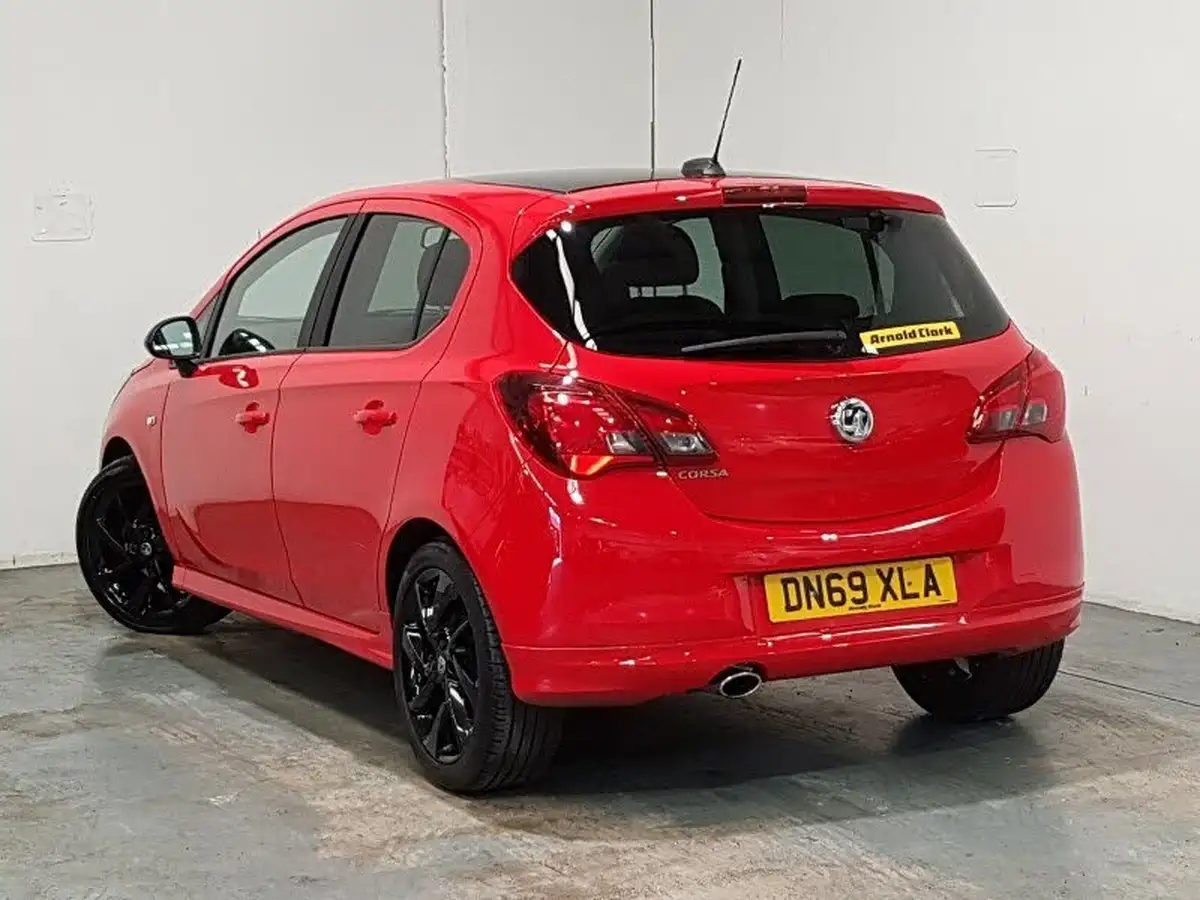 2019-vauxhall-corsa-14i-sri-vx-line-nav-black-90ps-5d-big-1