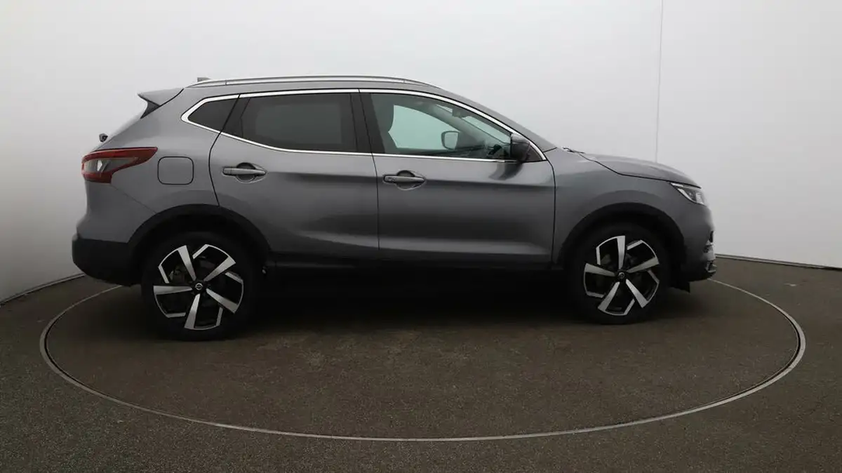 2019-nissan-qashqai-13-dig-t-tekna-160ps-dct-big-50