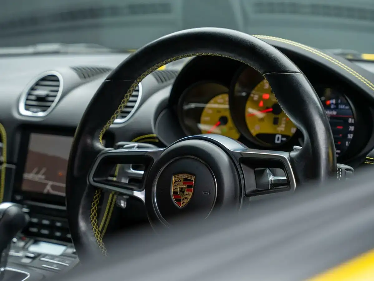 2020-porsche-cayman-718-25-cayman-s-pdk-big-41