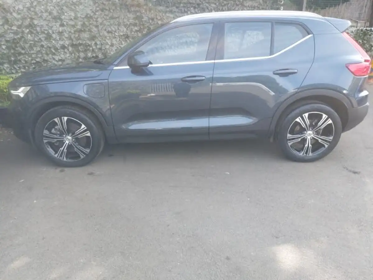 2021-volvo-xc40-15-t5-inscription-pro-258bhp-big-3